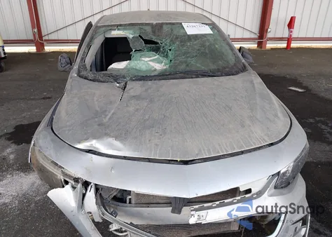 2018 Chevrolet Malibu Lt из США, поврежденный, VIN 1G1ZD5ST2JF197325